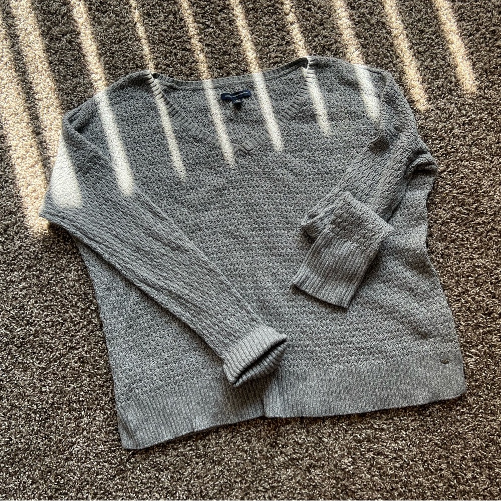 American Eagle Gray Sweater